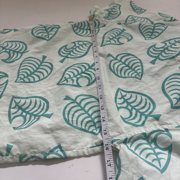 Animal Crossing x Cakeworthy Button Up Shirt Small Teal Leaf All Over Print - Picture 8 of 9